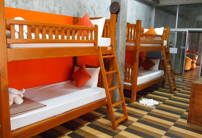 호스텔 Baan Phatchara