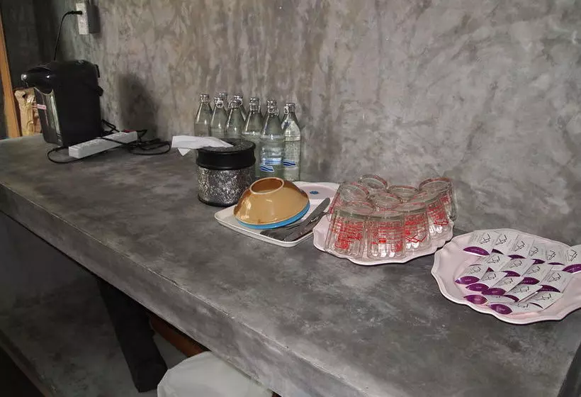 호스텔 Baan Phatchara