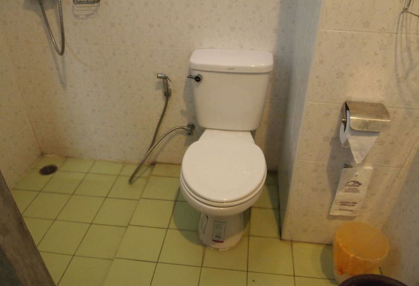 호스텔 Baan Phatchara