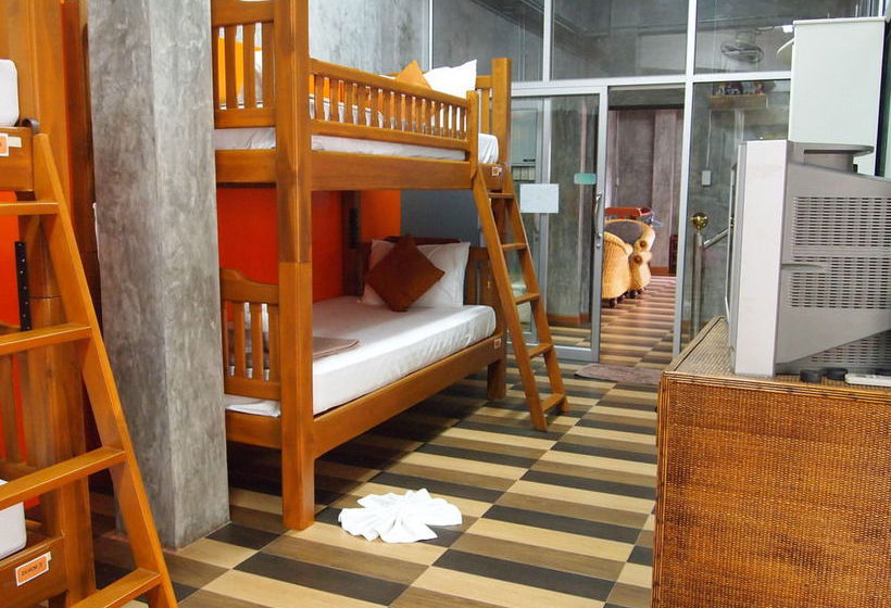 호스텔 Baan Phatchara