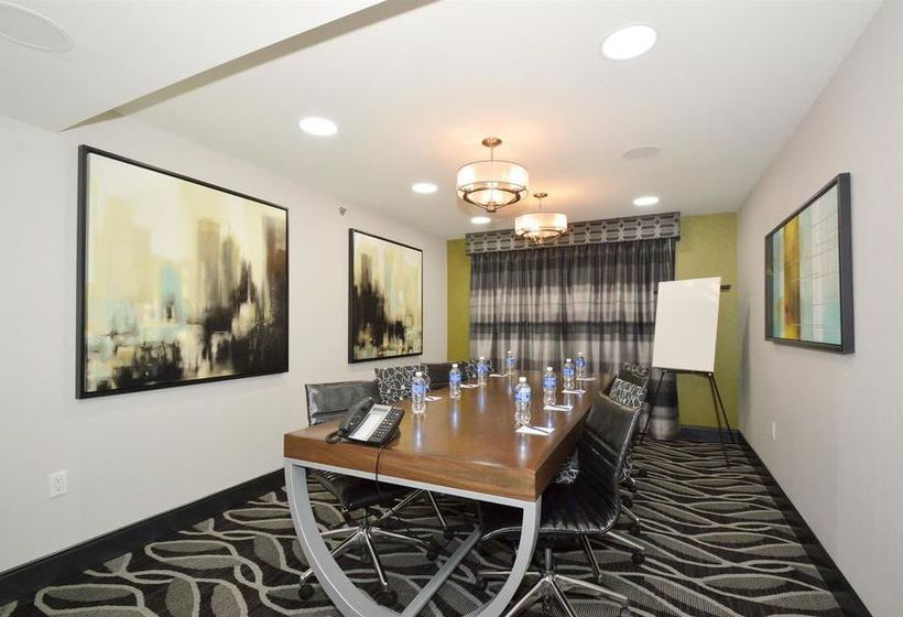 Best Western Plus Laguardia Airport Hotel Queens