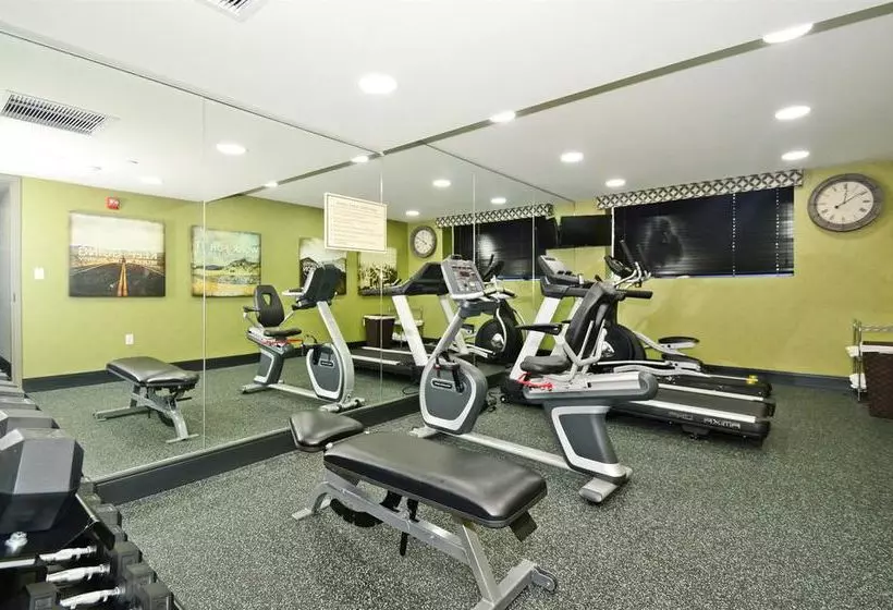 Best Western Plus Laguardia Airport Hotel Queens