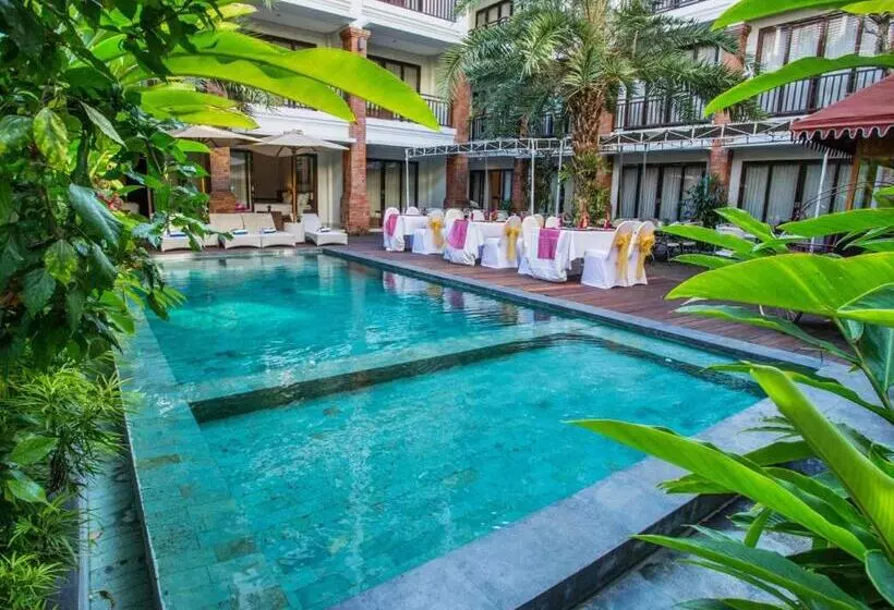 هتل Grand Mirah Boutique