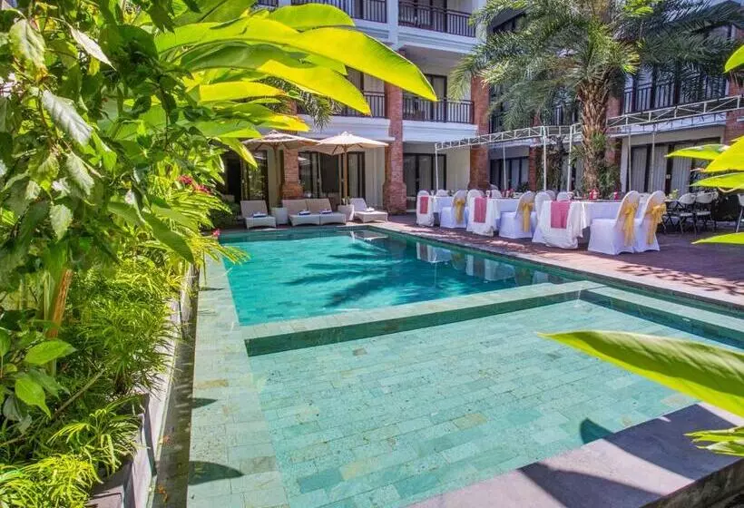 هتل Grand Mirah Boutique