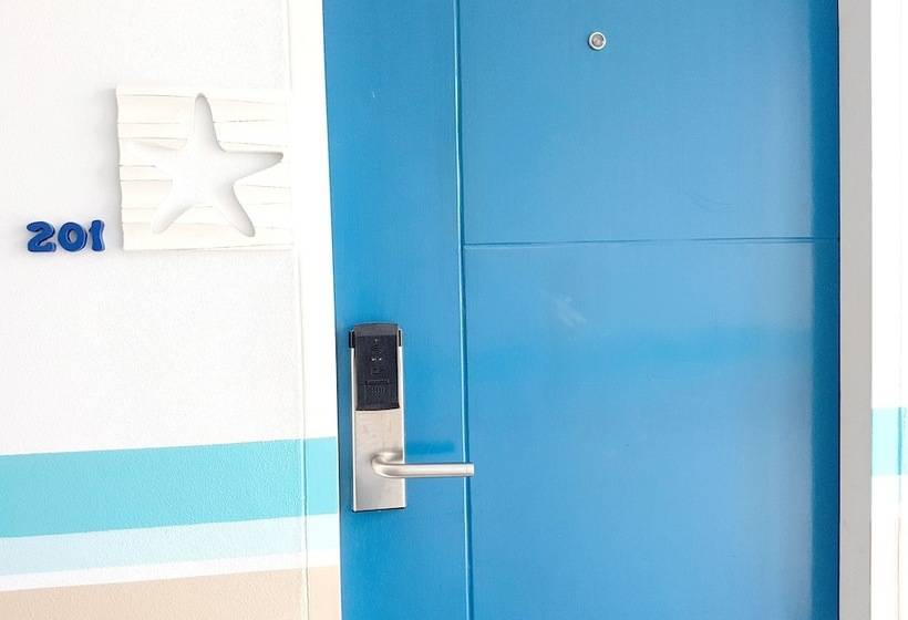 בית מלון כפרי Chill House At Naiyang