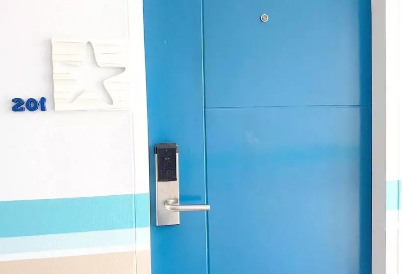 בית מלון כפרי Chill House At Naiyang