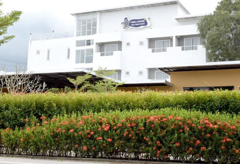 בית מלון כפרי Chill House At Naiyang