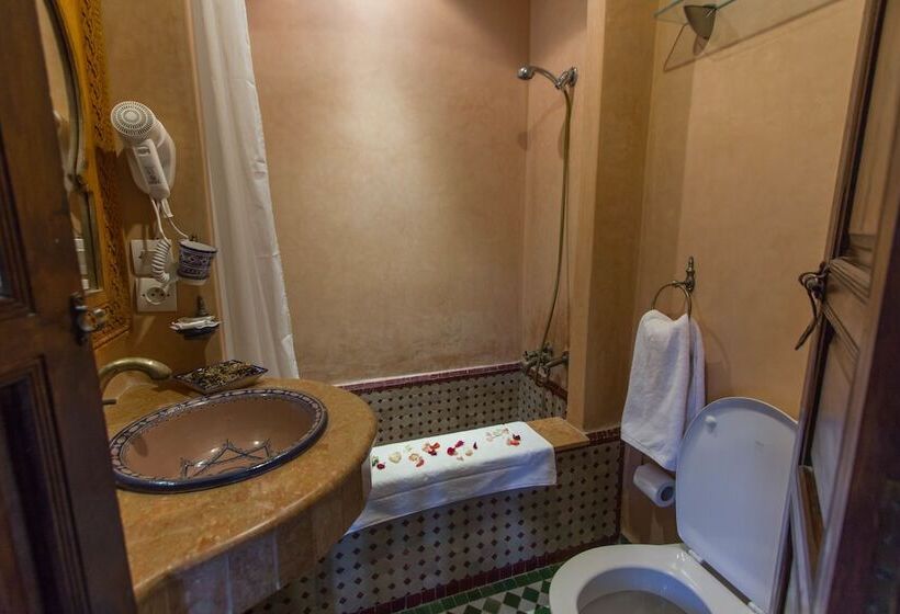 هتل Dar Fes Medina Ziat