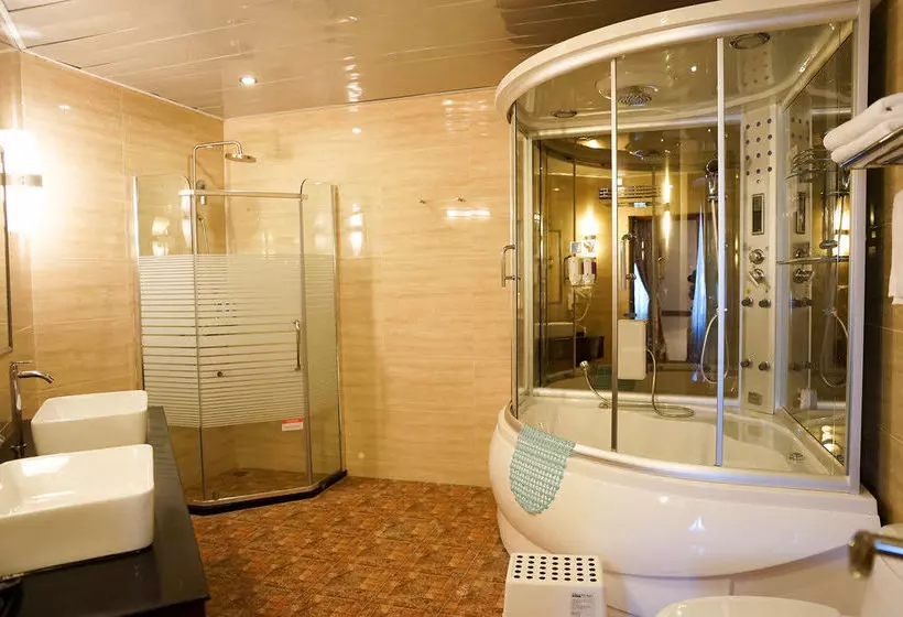 Herald Hotel Melaka By D Concept