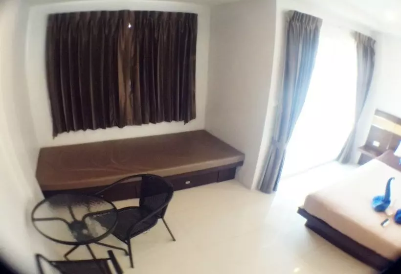 酒店 Ikroon Café &