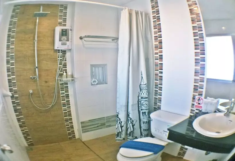 酒店 Ikroon Café &