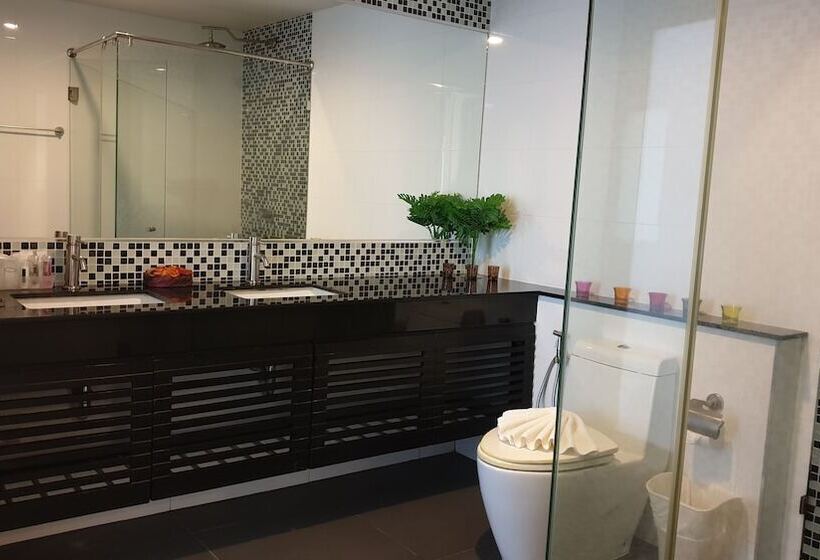 فندق Kamala Regent Phuket Serviced Apartment