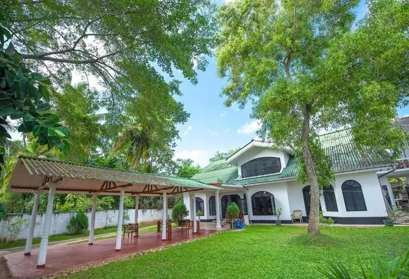 Отель Latheena Resort