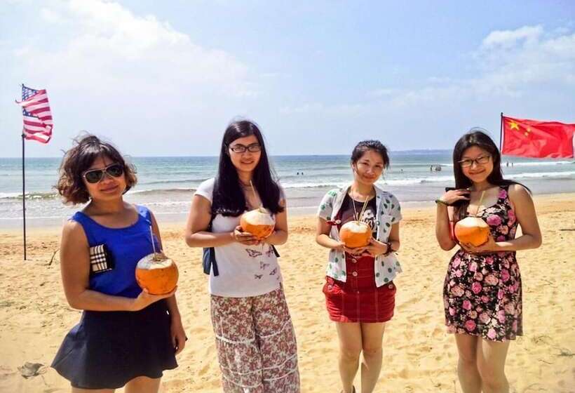 호텔 Latheena Resort