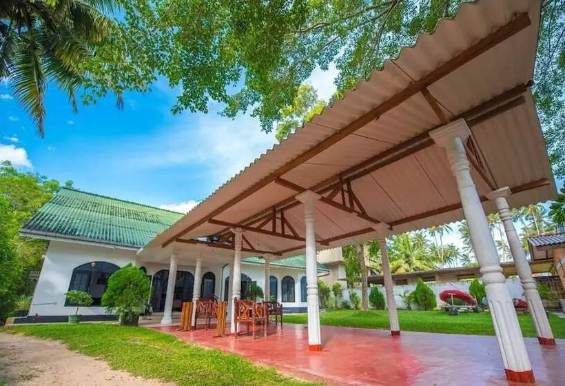 Отель Latheena Resort