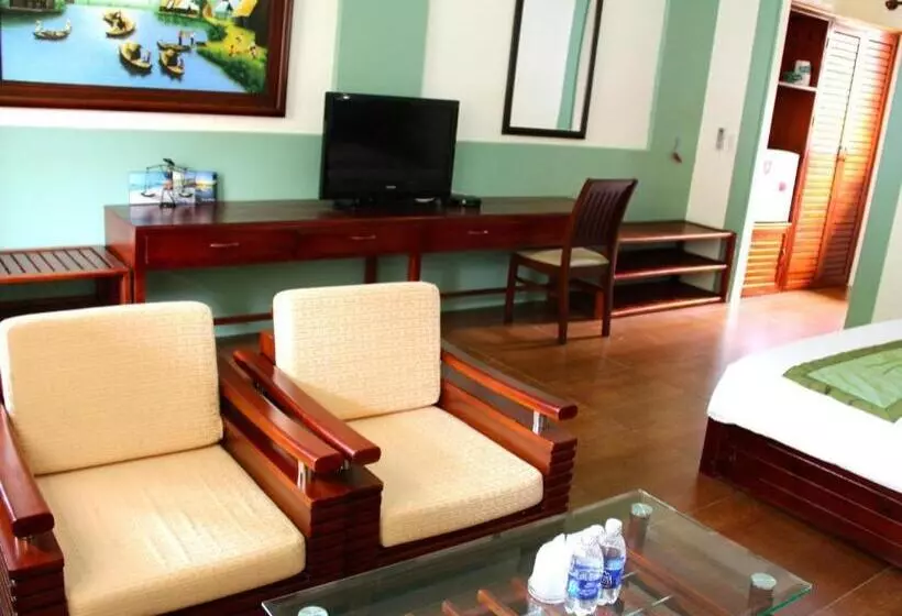 هتل My Lan Resort & Restaurant