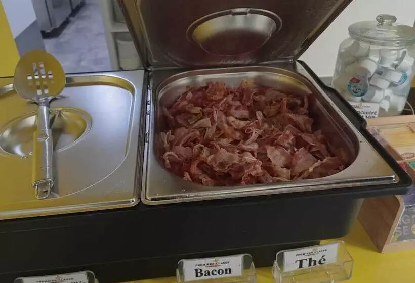 Отель Premiere Classe Valence Nord Saintmarcellesvalence