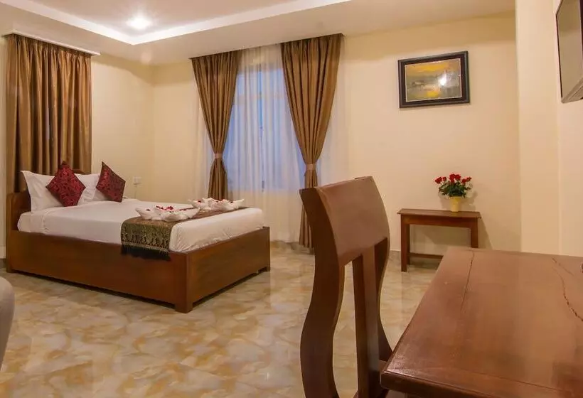 בית מלון כפרי Samnang Laor Phnom Penh