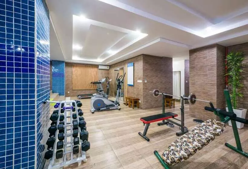 בית מלון כפרי Samnang Laor Phnom Penh