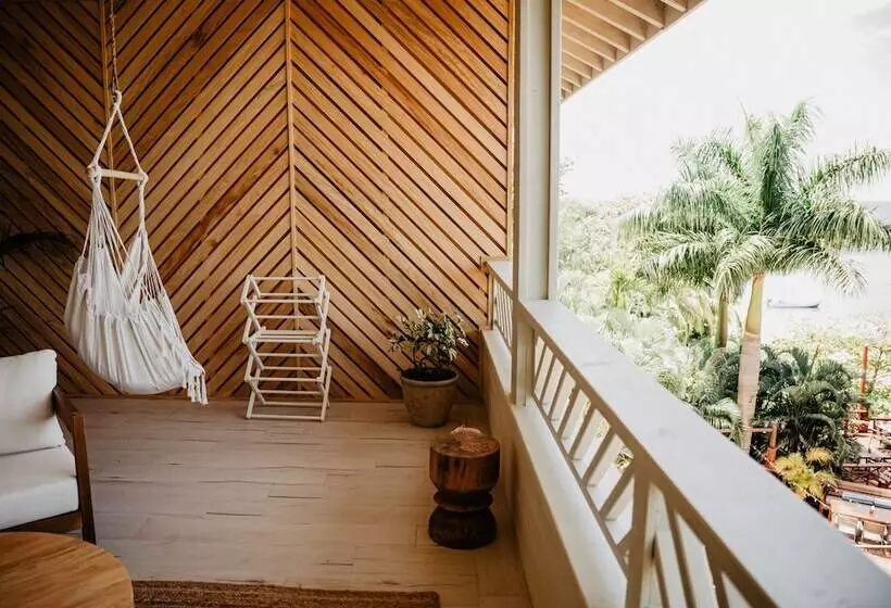 هتل Tranquilseas Eco Lodge & Dive Center