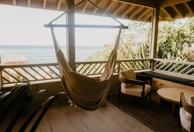 هتل Tranquilseas Eco Lodge & Dive Center