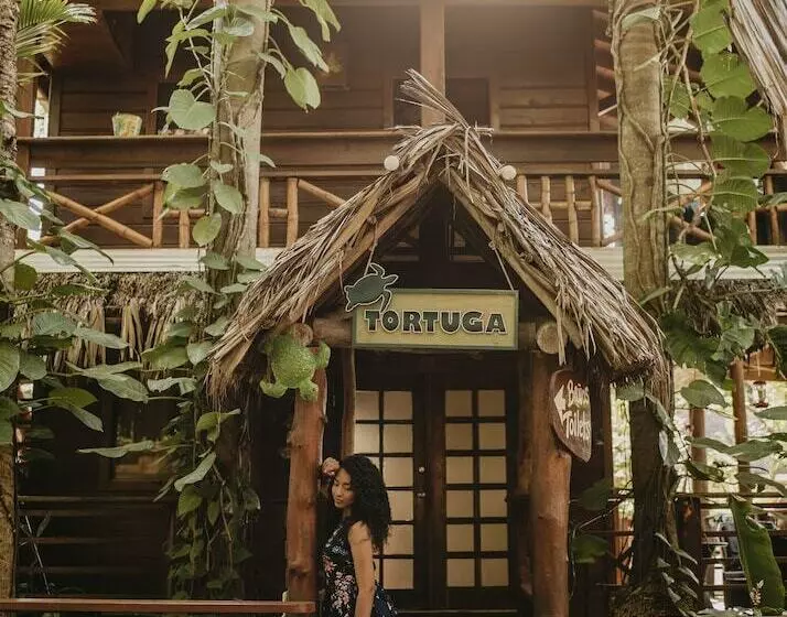 هتل Tranquilseas Eco Lodge & Dive Center