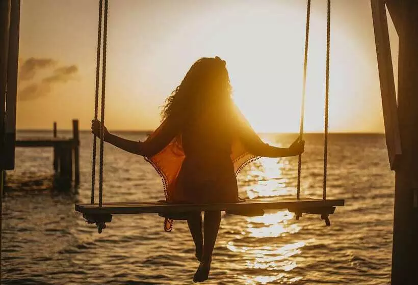 هتل Tranquilseas Eco Lodge & Dive Center