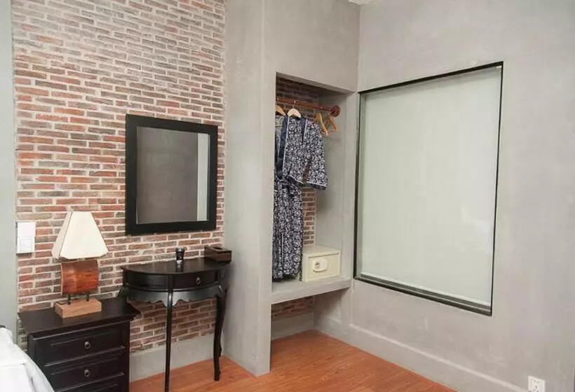 Отель Vacation Boutique