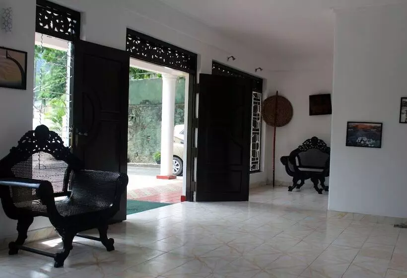 پانسیون Kande Homestay