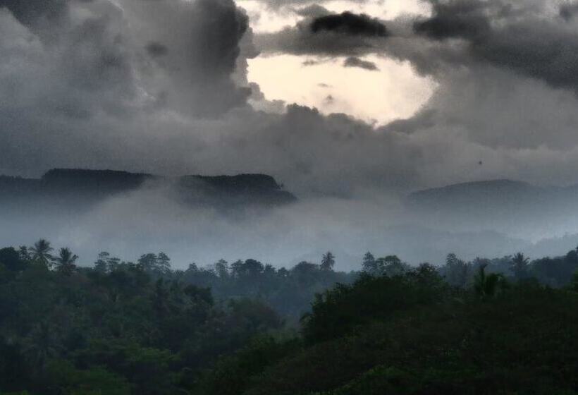 פנסיון Kande Homestay