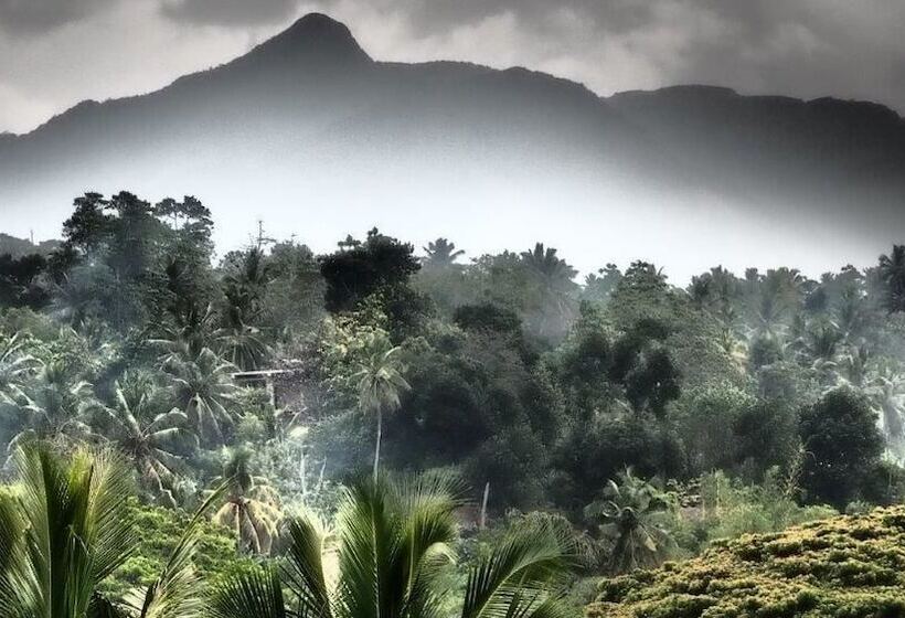 פנסיון Kande Homestay