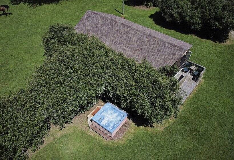 צימר Creekwalk Inn And Cabins