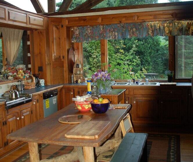 צימר Creekwalk Inn And Cabins