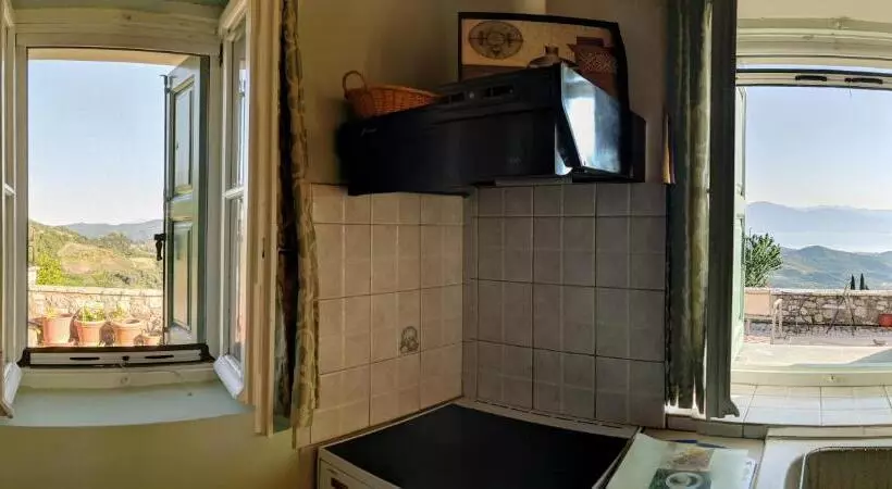 Aamiaismajoitus (B&B) Gerofotis Traditional Guesthouse Est 1892   Close To Aigio, Akoli, Selianitika