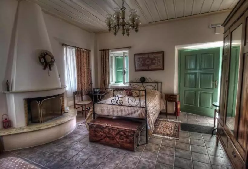 Aamiaismajoitus (B&B) Gerofotis Traditional Guesthouse Est 1892   Close To Aigio, Akoli, Selianitika