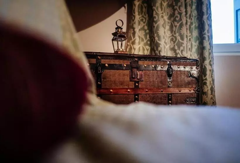 Aamiaismajoitus (B&B) Gerofotis Traditional Guesthouse Est 1892   Close To Aigio, Akoli, Selianitika