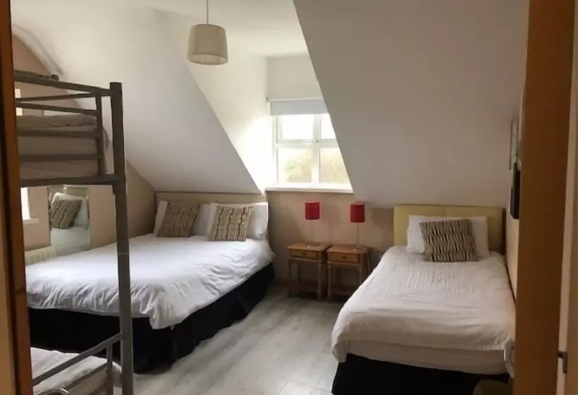 Connemara National Park Hostel