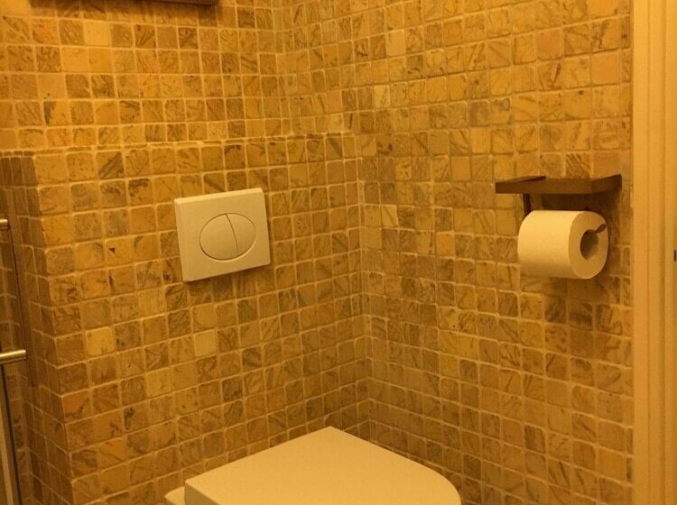 Connemara National Park Hostel