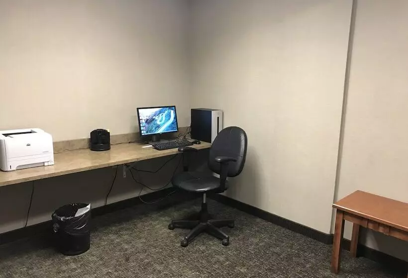 ホテル C Mon Inn Bozeman