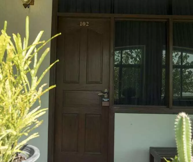 هتل Global Residence