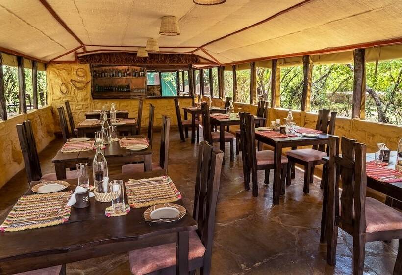 هتل Mara Big Five Lodge