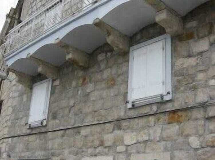 Отель Apartments And Rooms By The Sea Komiza, Vis 2431