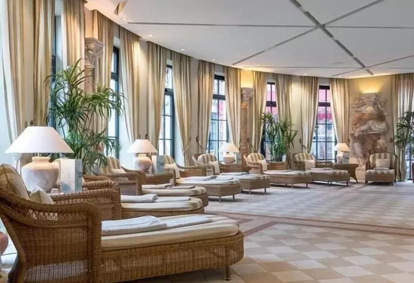 ホテル Old House Resort & Spa