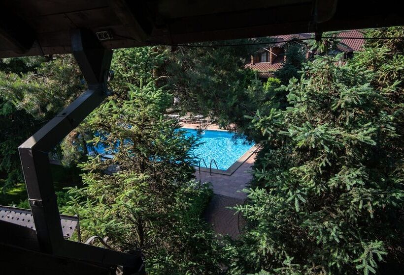 فندق Old House Resort & Spa