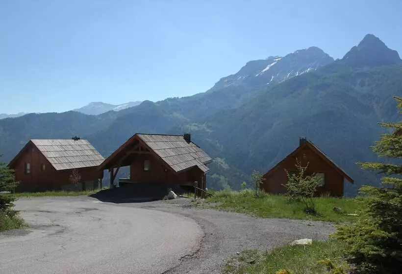 Hotelli Praroustan By Actisource