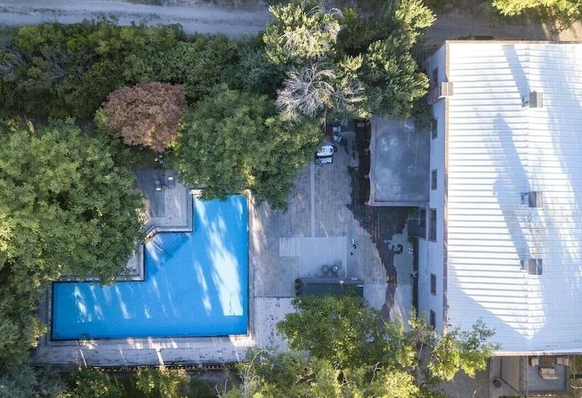 בית מלון כפרי Sunolus Vineyard House