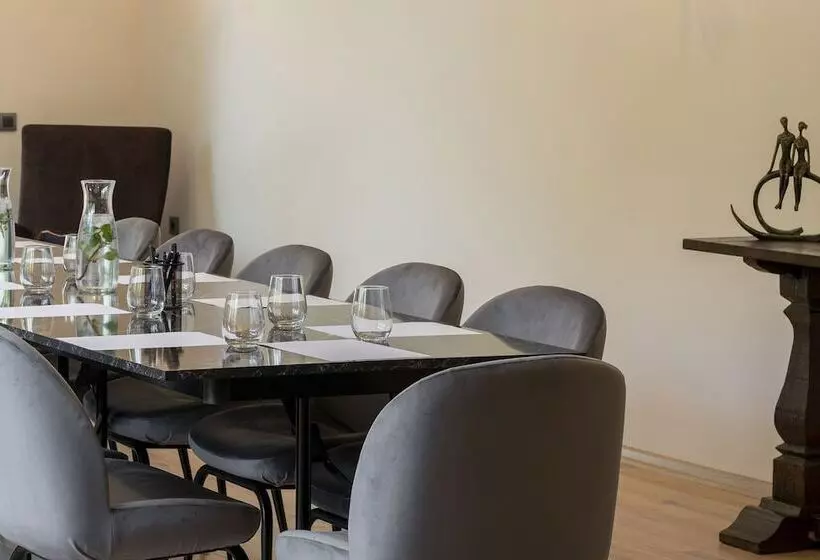 Hotelli Sunolus Vineyard House