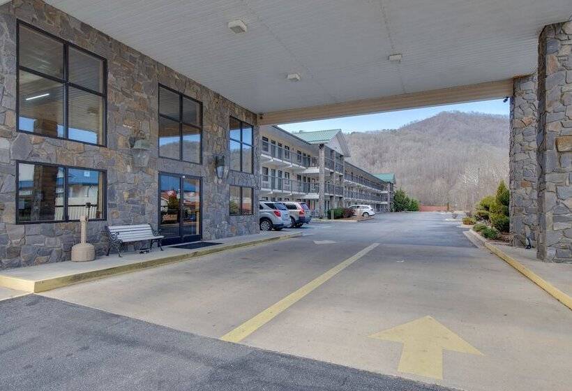 모텔 Cherokee Lodge