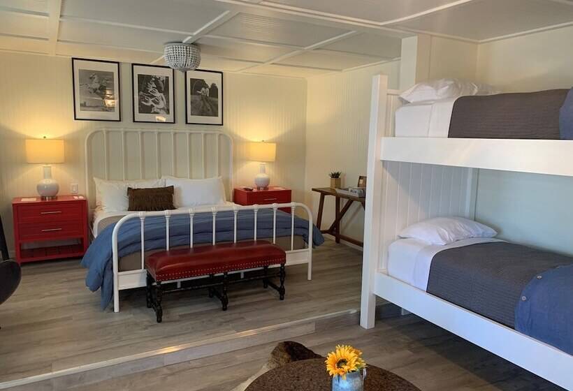 モーテル Stables Inn