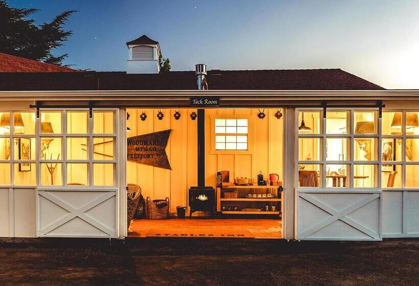 モーテル Stables Inn